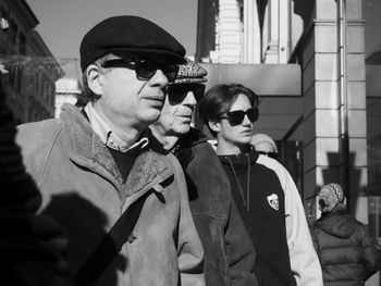 Portrait of man with sunglasses