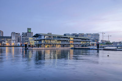 Floating office in rotterdam harbour