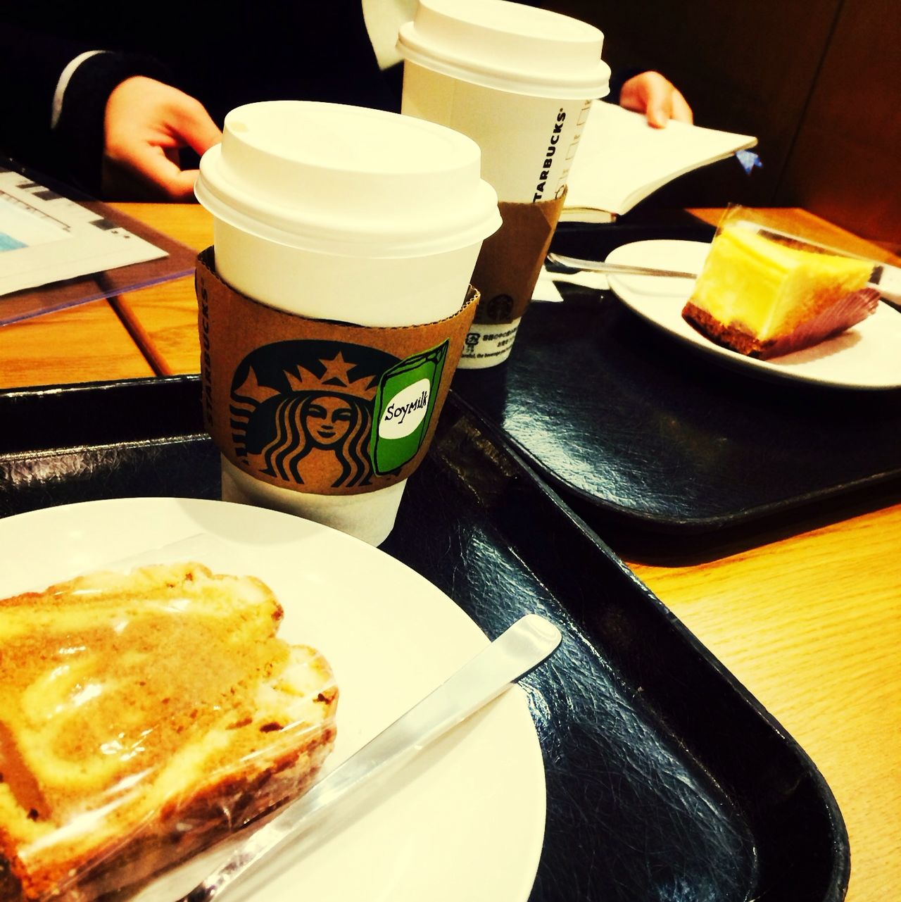 Starbucks Coffee イオン若松店