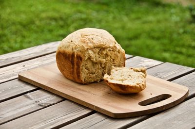 Close-up of bread on cutting board