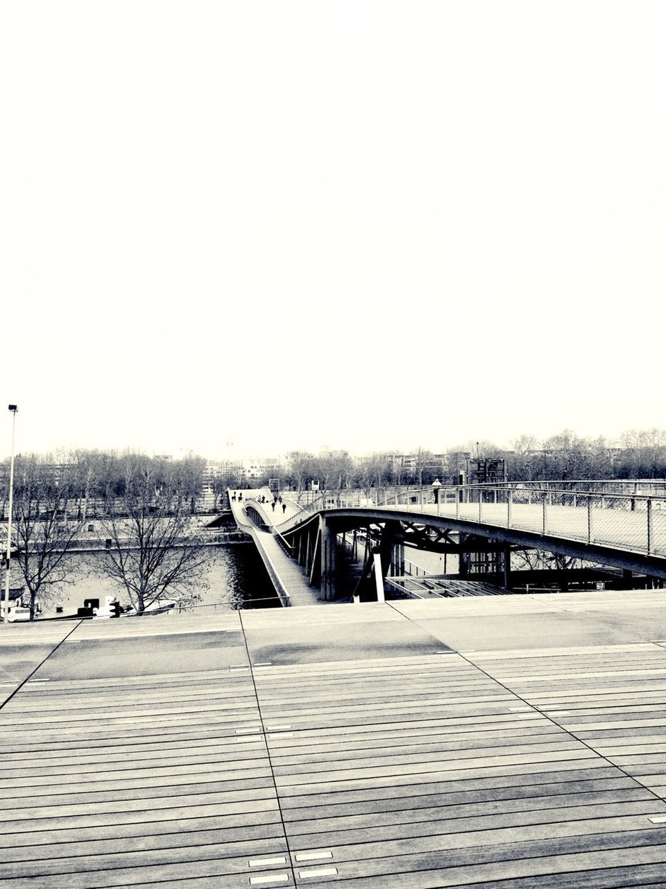 clear sky, snow, winter, cold temperature, copy space, season, built structure, architecture, river, water, nature, weather, outdoors, frozen, day, tranquility, covering, tranquil scene, white color, empty