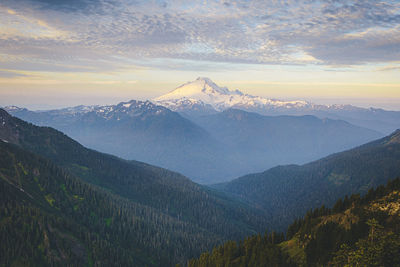 Beautiful mt. baker from the top of winchester mountain, usa