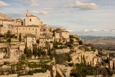 Gordes is a french commune located in the vaucluse department in the luberon regional natural park.