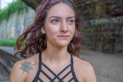 Portrait of a beautiful young woman