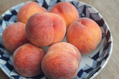 Close-up of apples in plate