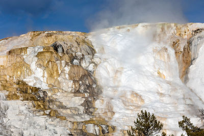 Geological formations at mammoth springs in yellowstone national park