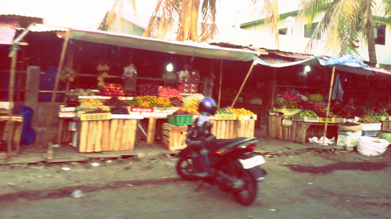 Pasar seketeng