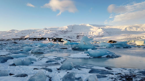 Jokulsarlon glacial lake, iceland. icebergs floating on water. iceland landscape