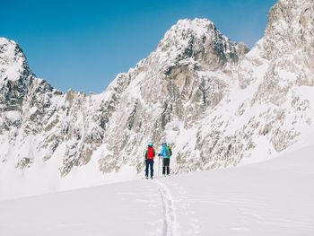 Two skiers at mountain