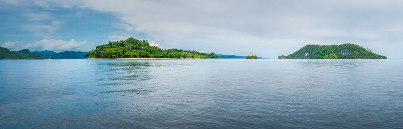 Panoramic view of sea against sky