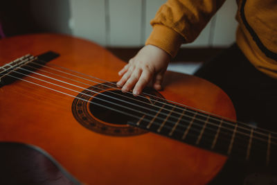 Man playing guitar