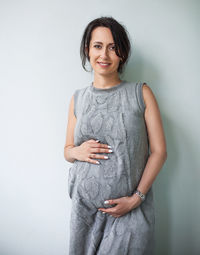 Portrait of pregnant woman