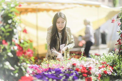 Young asia woman shopping at the market