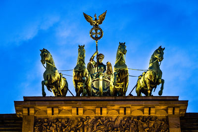 Quadriga statue at brandenburg gate