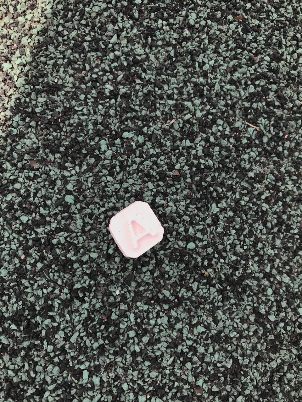 HIGH ANGLE VIEW OF PINK HEART SHAPE ON WHITE SURFACE