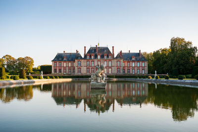 Château de breteuil during sunset 