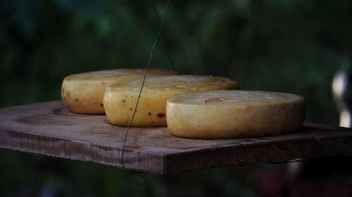 Close-up of cheeses of brasil 