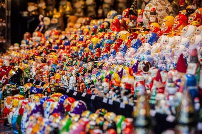 Crowd at market stall