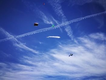 Low angle view of vapor trail in sky