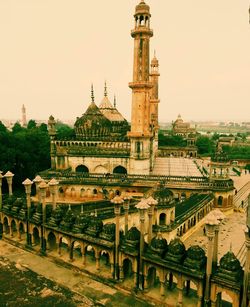 Bara imambara against sky