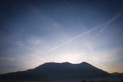 Low angle view of vapor trail in sky