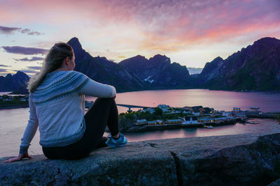 View of sakrisøy