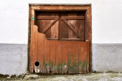 Typical door called batipuerta in candelario, salamanca, spain