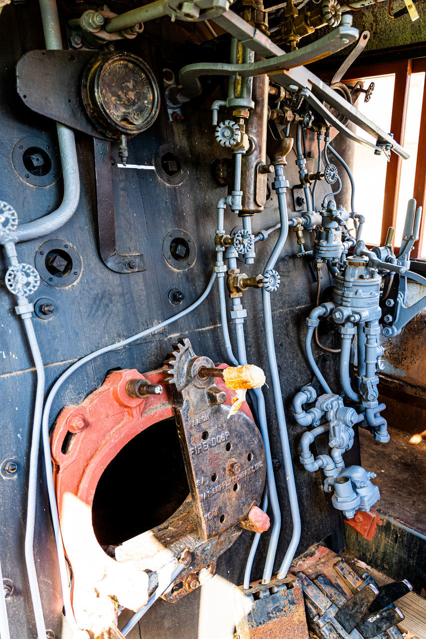 OLD RUSTY MACHINE PART IN FACTORY