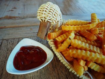 Close-up of burger in plate on table