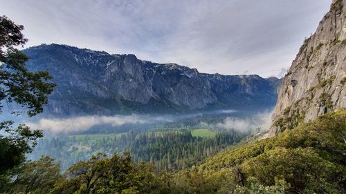 Scenic view of mountains against sky, yosemite panorama