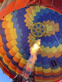 Hot air balloon 