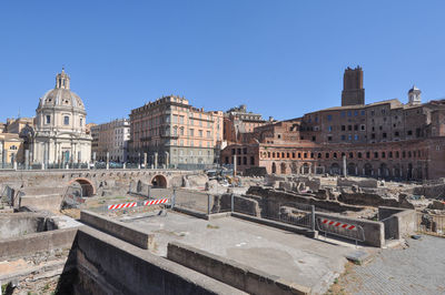 Buildings in city