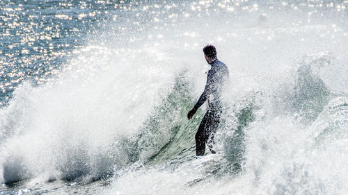 Waves splashing in water