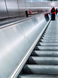 escalator