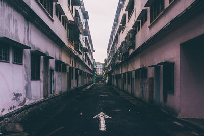 Narrow alley in city