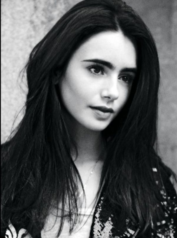 Lilycollins