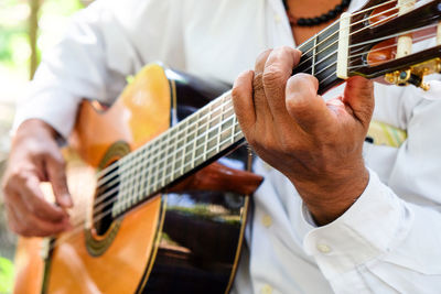 Man playing guitar