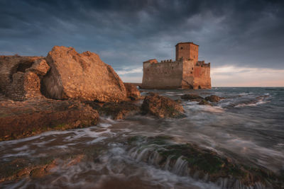 Old ruins against sky