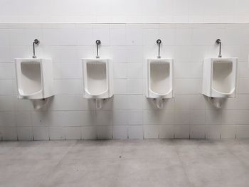 Row of objects in bathroom