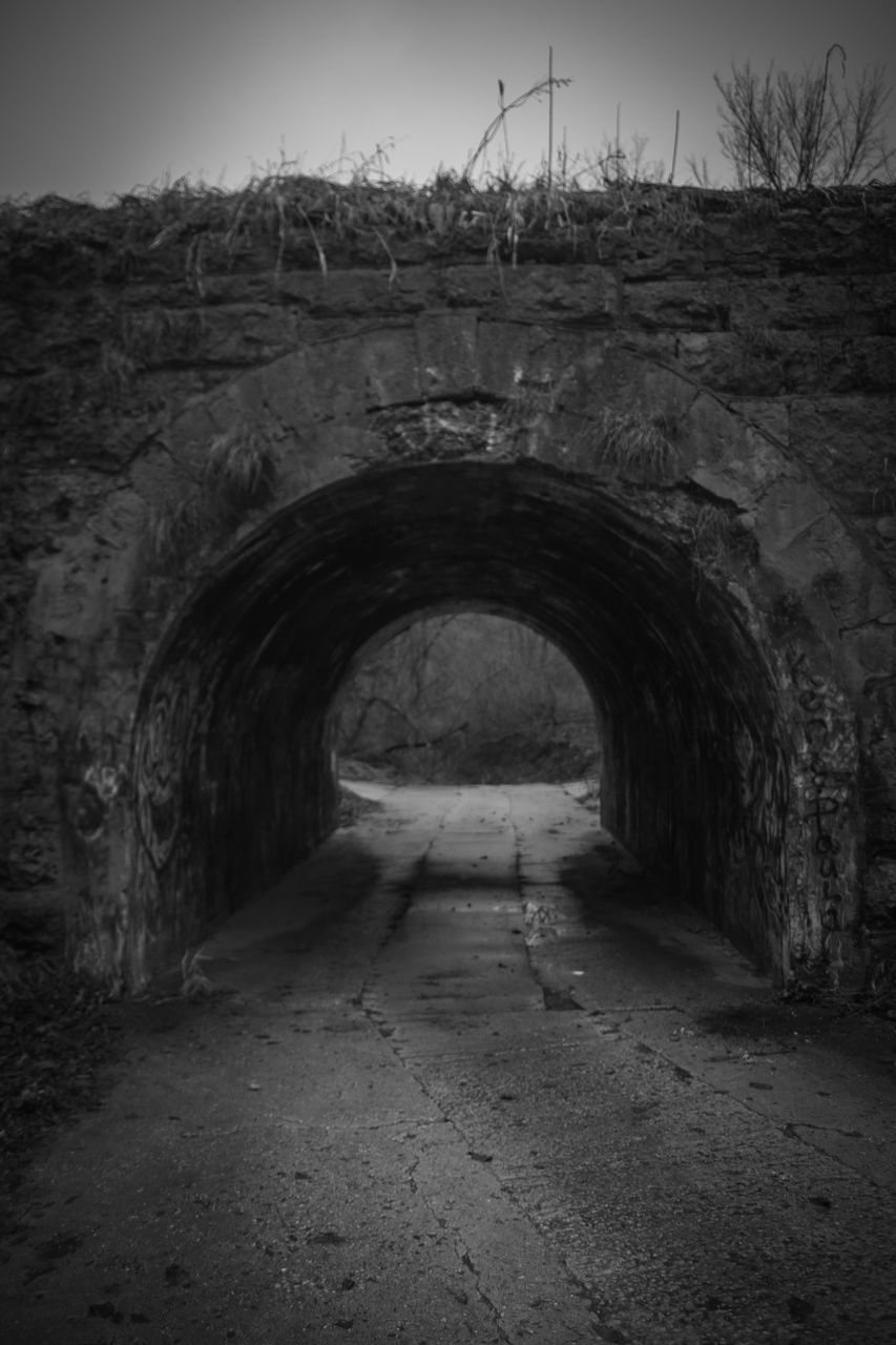 ARCHWAY OF OLD TUNNEL