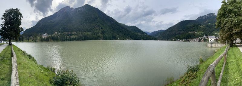 Panoramic view of lake against sky