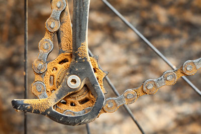 Close-up of rusty bicycle chain 