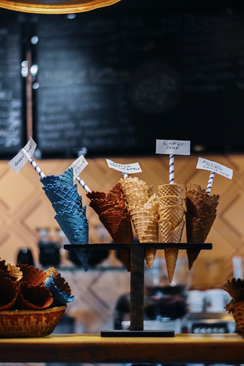 no people, indoors, food and drink, close-up, still life, food, variation, sweet food, choice, indulgence, focus on foreground, freshness, retail, temptation, retail display, for sale, store, large group of objects, dessert, selective focus