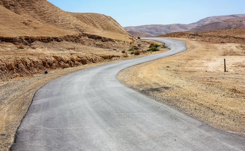 Road passing through desert