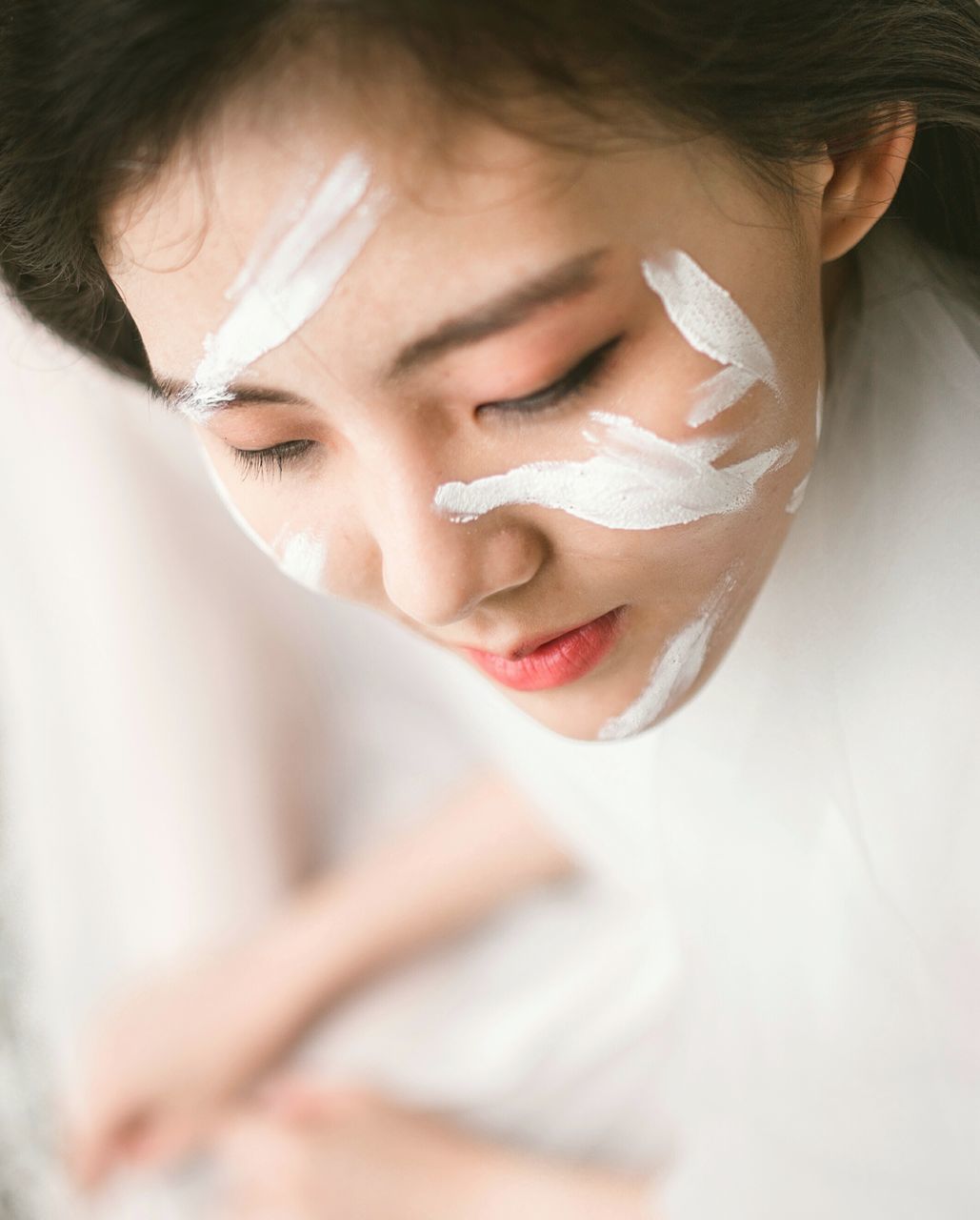 only women, adults only, adult, one woman only, one person, smiling, women, human body part, young adult, people, cheerful, young women, close-up, body care, one young woman only, indoors, facial mask - beauty product, human lips, day