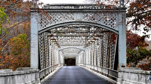 Walkway leading to footbridge