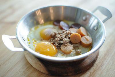 Close-up of soup in bowl on table