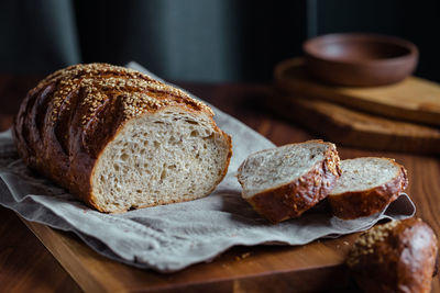 Close-up of bread on cutting board