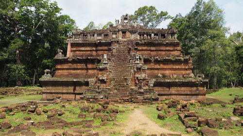 Old ruins of temple against sky