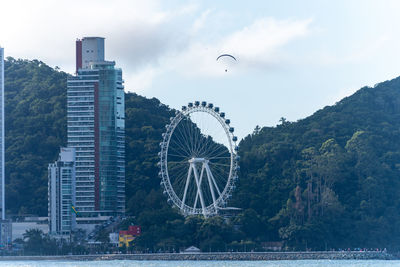 Ferris wheel against sky